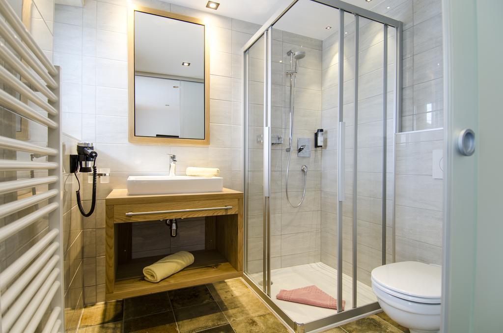 Hotel Garni Persutt Ишгль Экстерьер фото