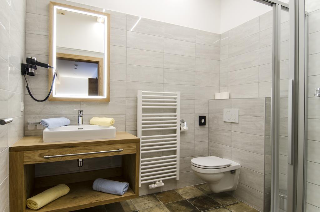 Hotel Garni Persutt Ишгль Экстерьер фото